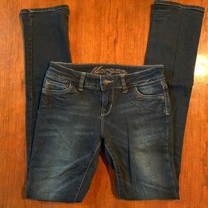 dELiA’s “Morgan” Jeans Size 1/2L